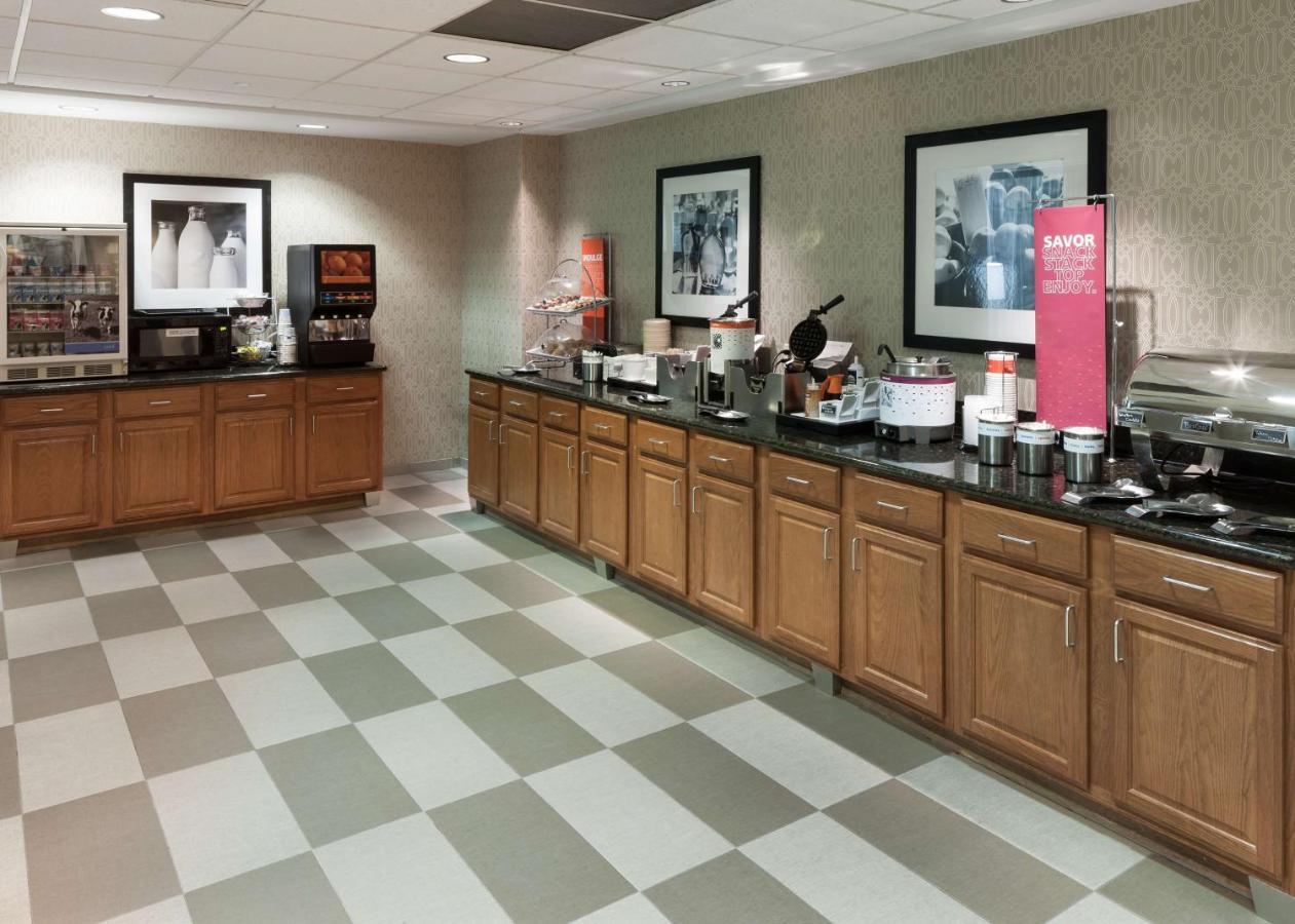 Hampton Inn & Suites Davenport Ngoại thất bức ảnh