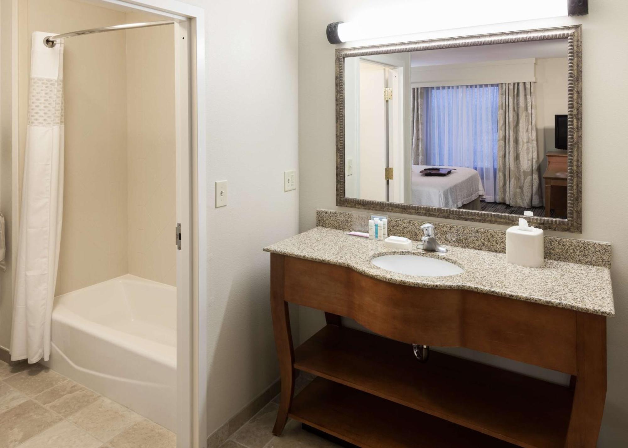 Hampton Inn & Suites Davenport Ngoại thất bức ảnh